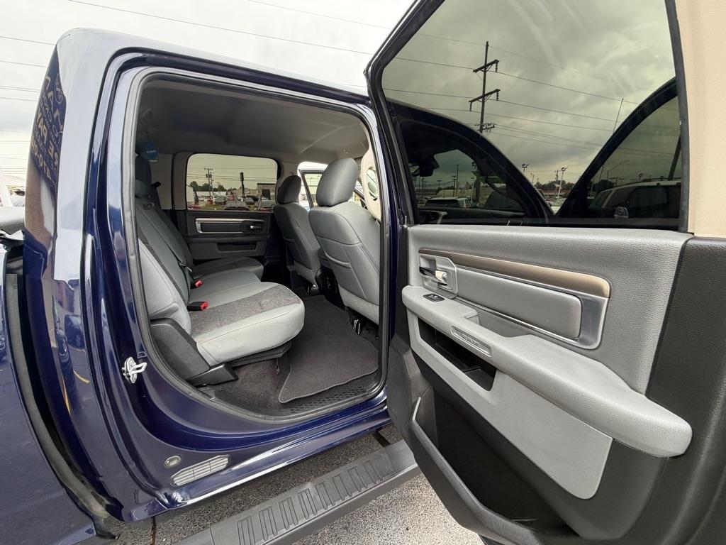 RAM 1500 SLT Crew Cab SWB 2WD 2018