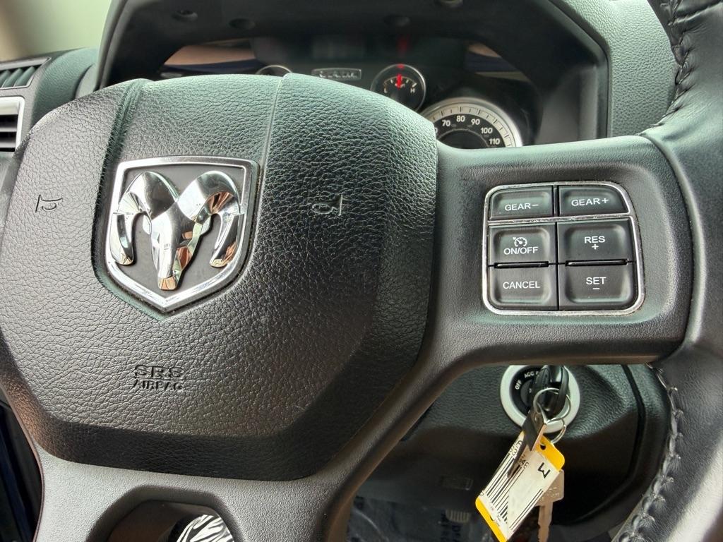 RAM 1500 SLT Crew Cab SWB 2WD 2018