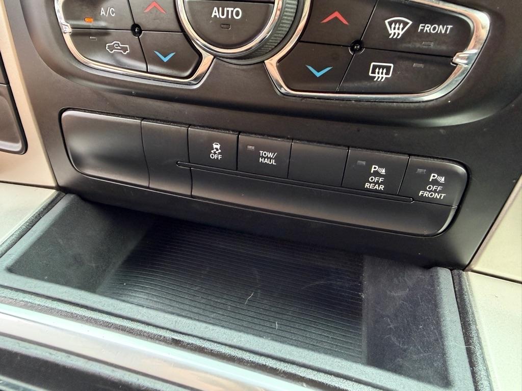 RAM 1500 SLT Crew Cab SWB 2WD 2018