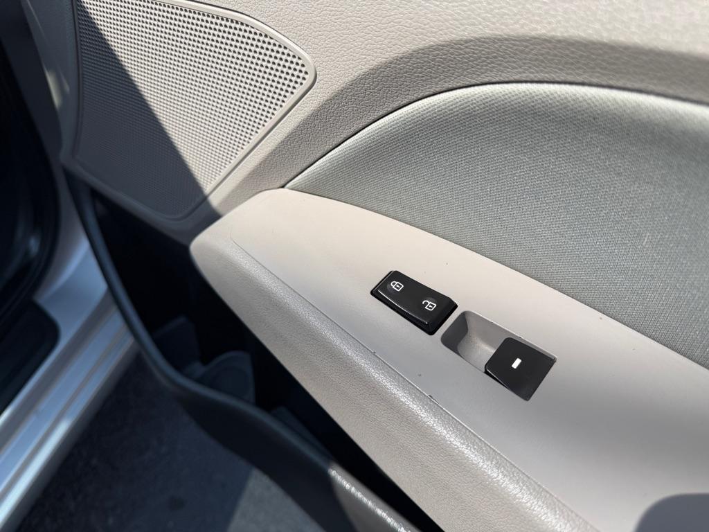 Hyundai Elantra Limited 2018