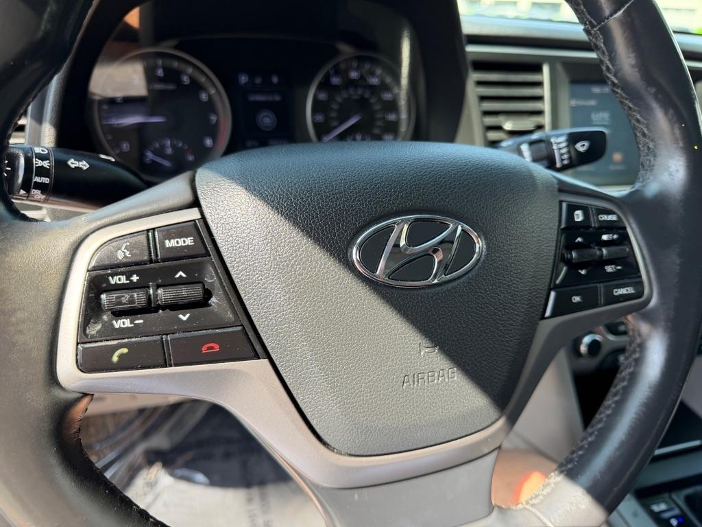 Hyundai Elantra Limited 2018