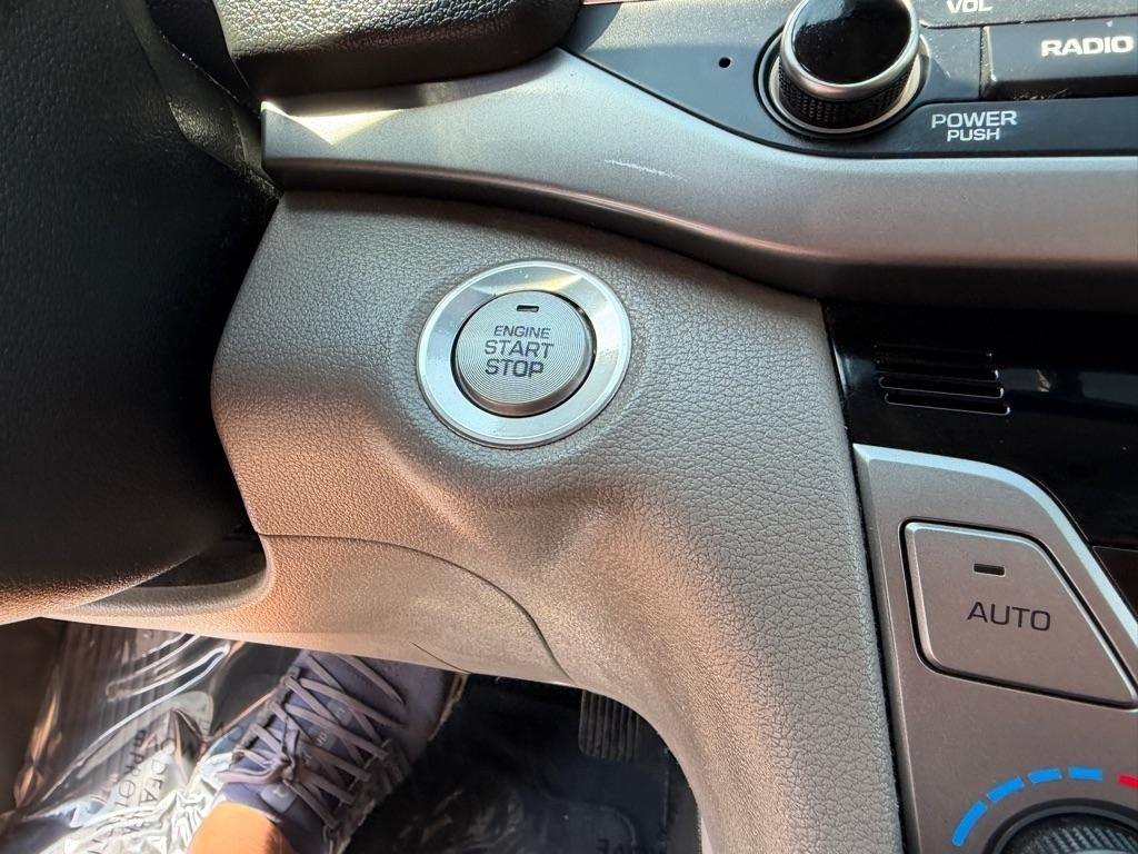 Hyundai Elantra Limited 2018