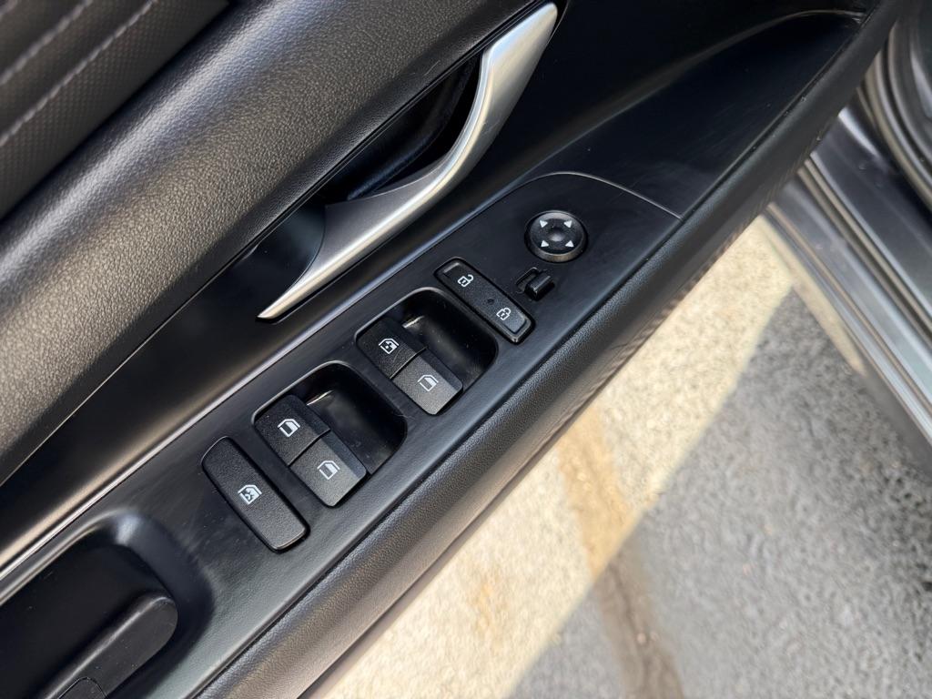 Hyundai Elantra SEL 2021