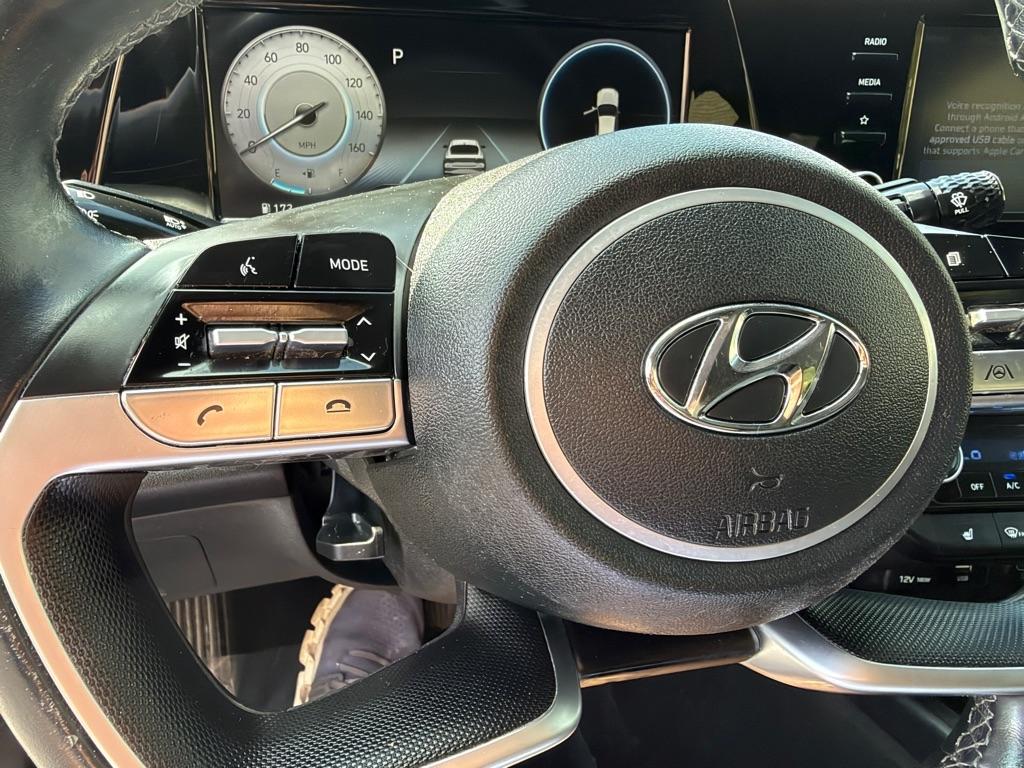 Hyundai Elantra SEL 2021