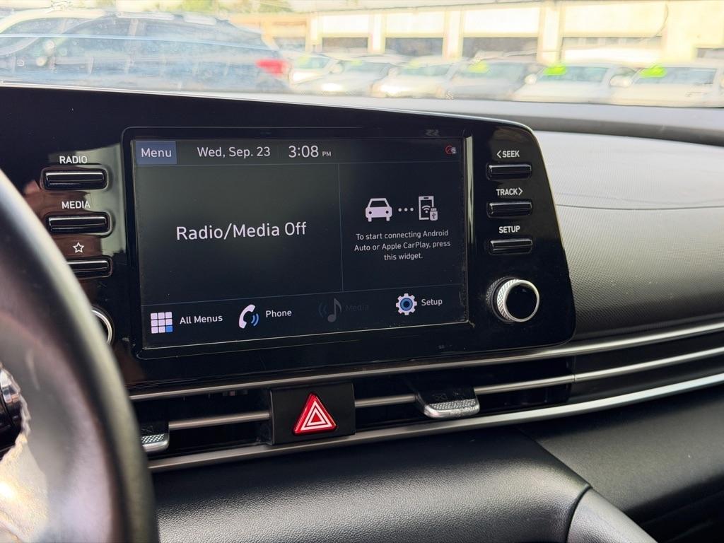 Hyundai Elantra SEL 2021