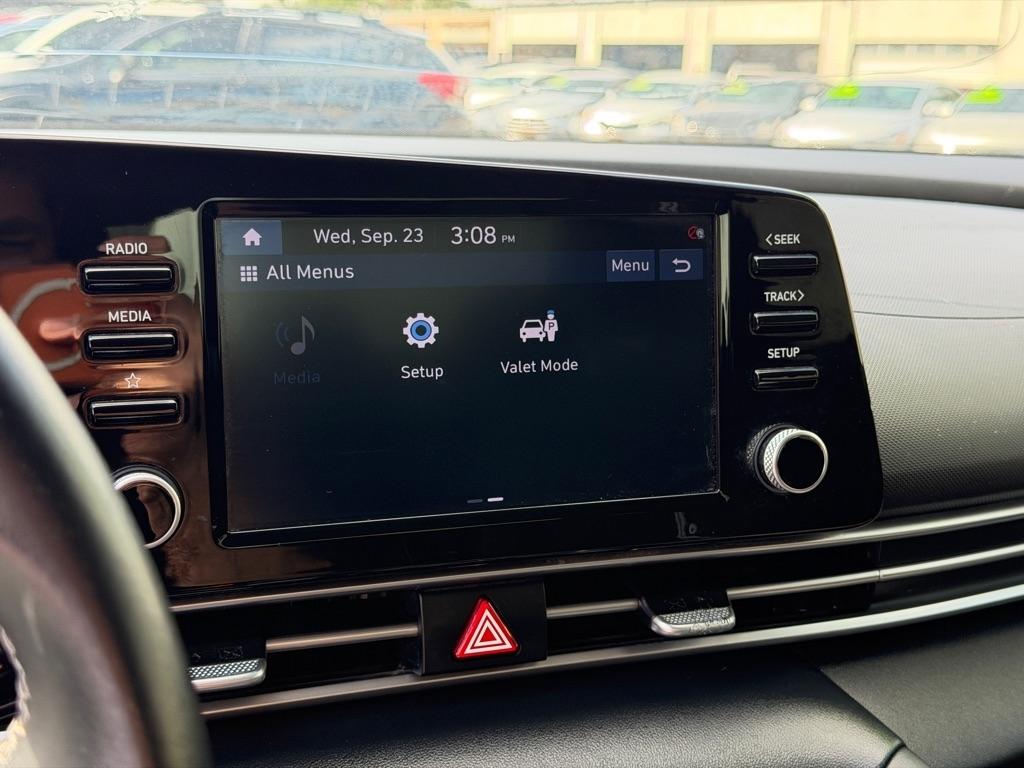 Hyundai Elantra SEL 2021