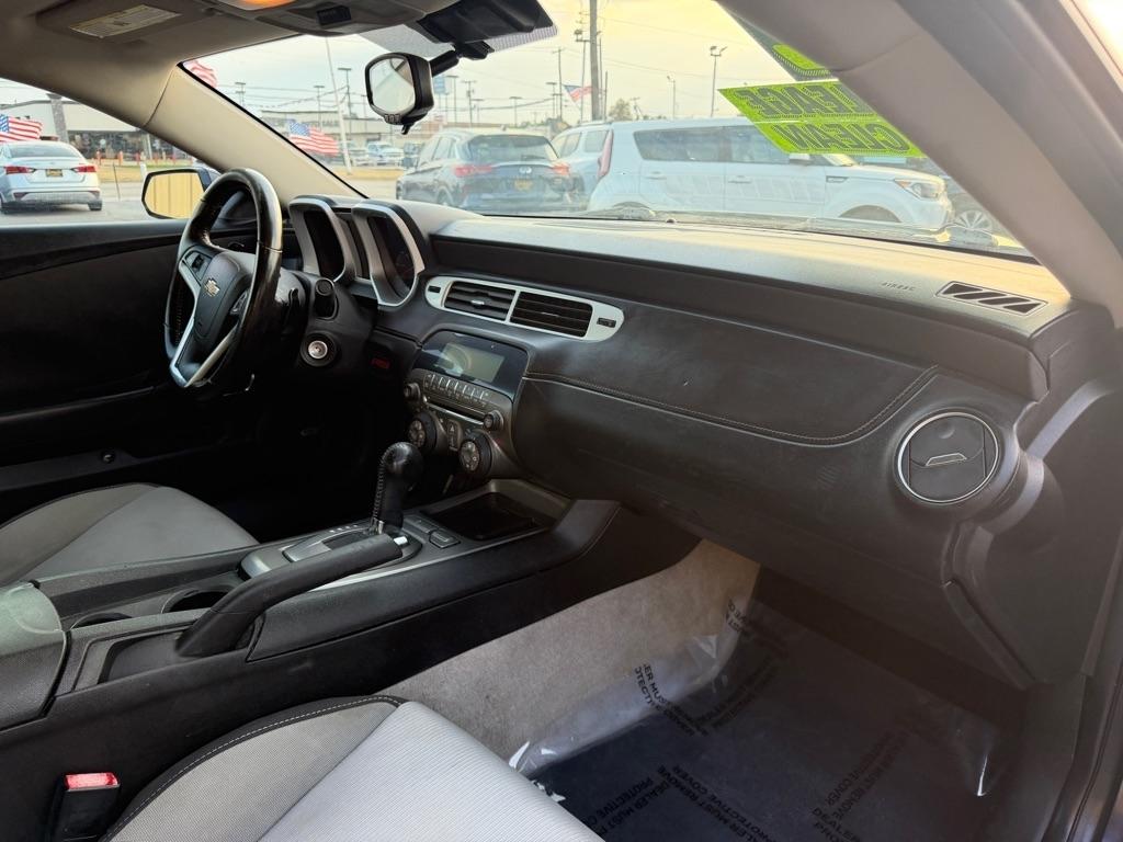 Chevrolet Camaro Coupe 1LT 2012