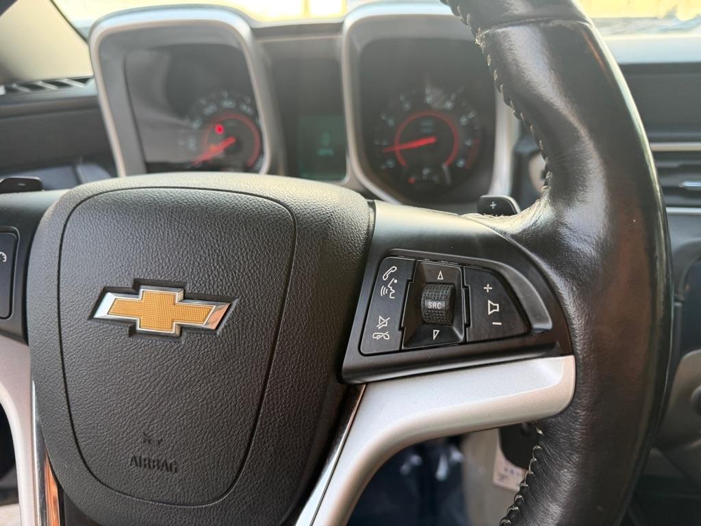 Chevrolet Camaro Coupe 1LT 2012