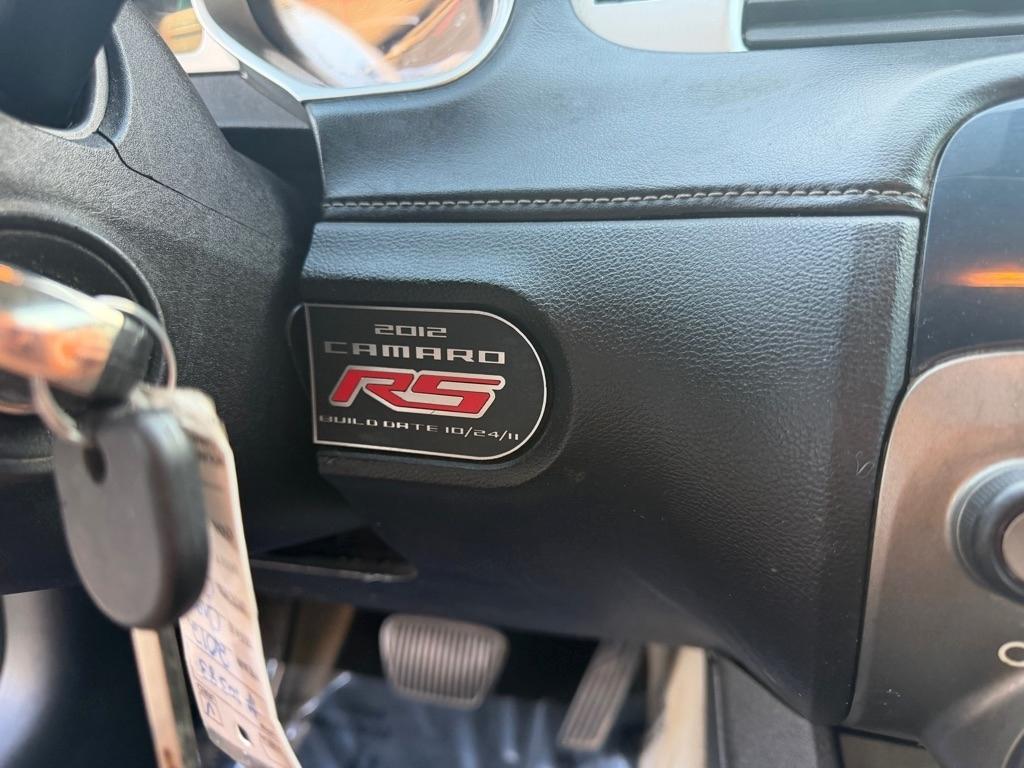 Chevrolet Camaro Coupe 1LT 2012