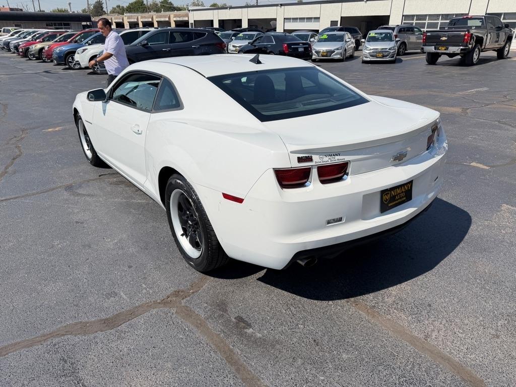 Chevrolet Camaro LS Coupe 2012