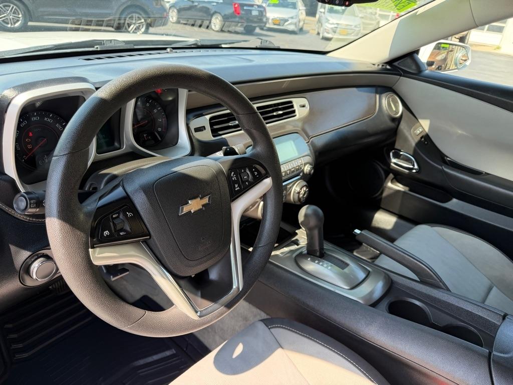 Chevrolet Camaro LS Coupe 2012
