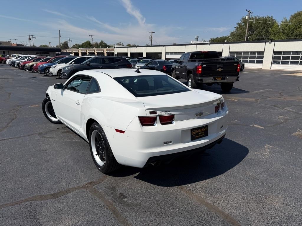 Chevrolet Camaro LS Coupe 2012