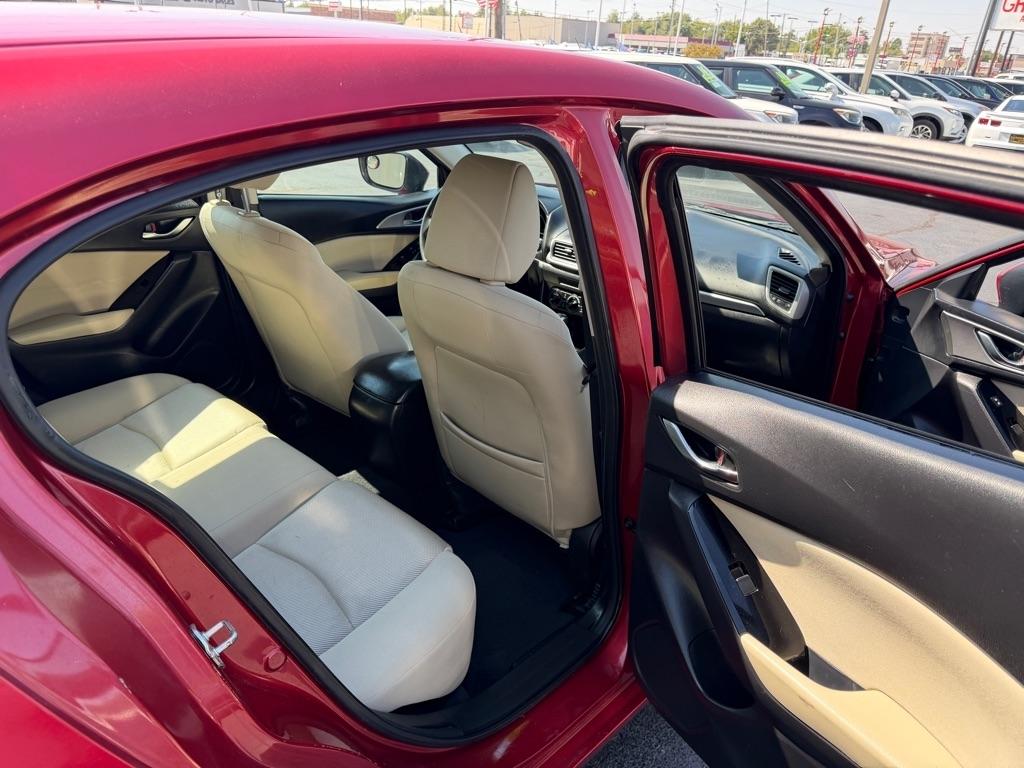 Mazda MAZDA3 i Sport AT 5-Door 2018