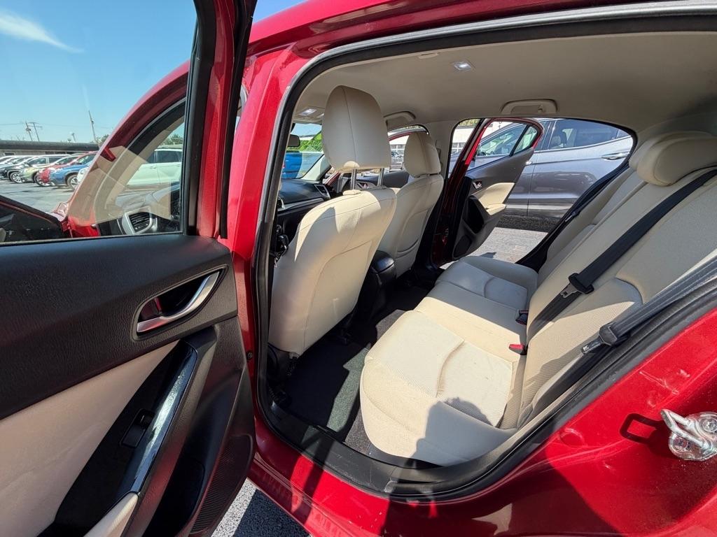 Mazda MAZDA3 i Sport AT 5-Door 2018