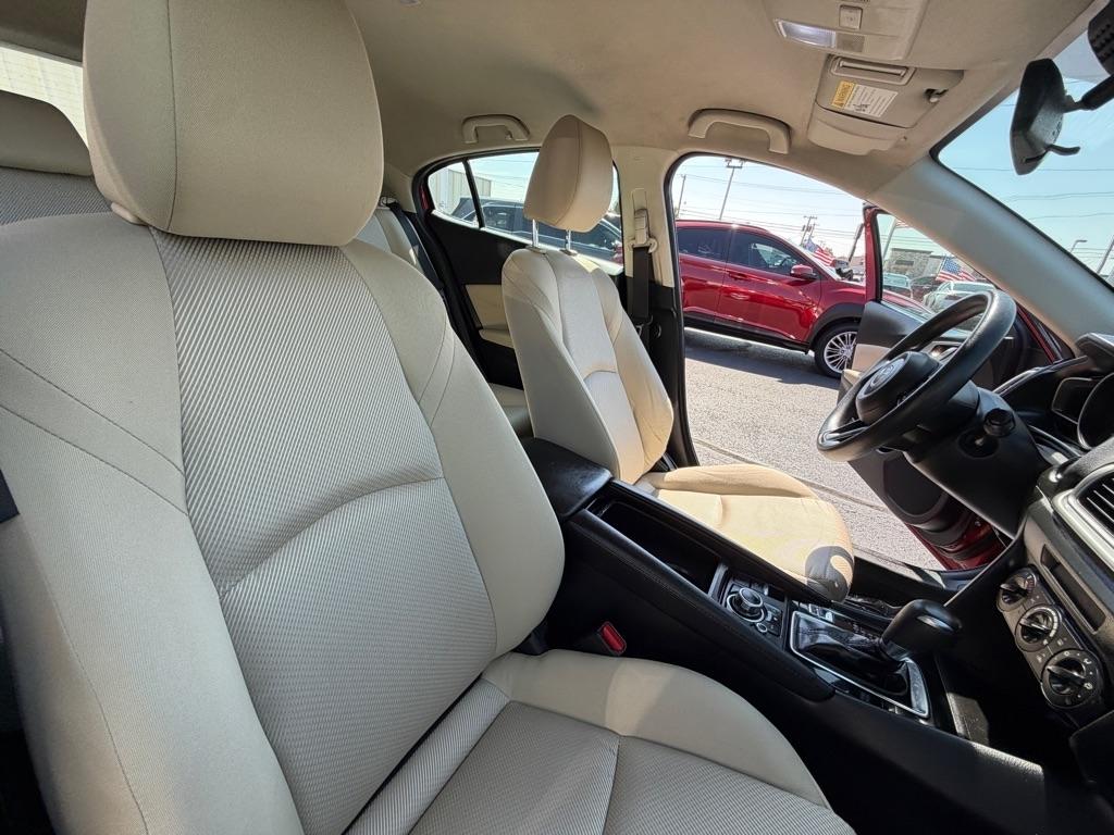 Mazda MAZDA3 i Sport AT 5-Door 2018