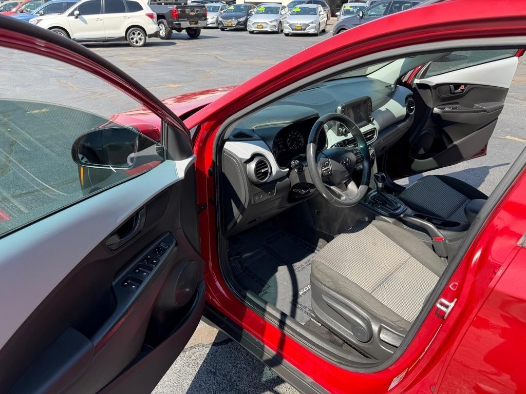 Hyundai Kona SEL 2021