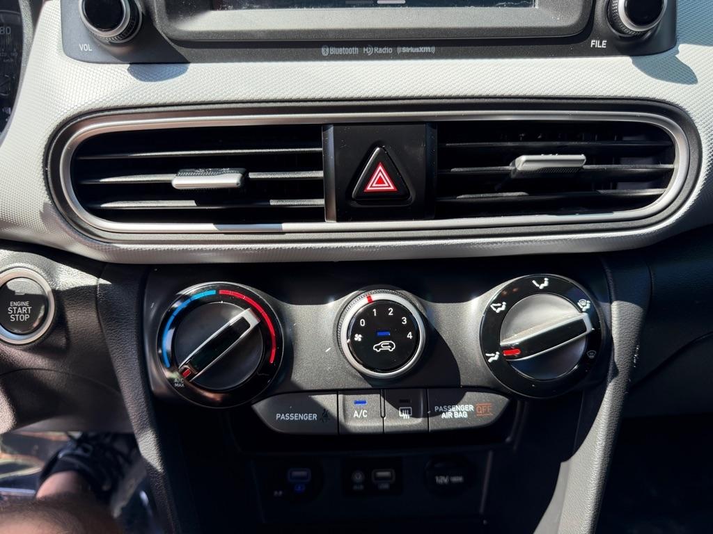 Hyundai Kona SEL 2021