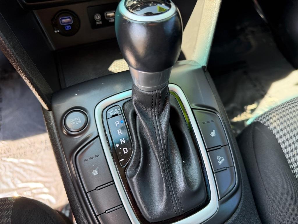 Hyundai Kona SEL 2021