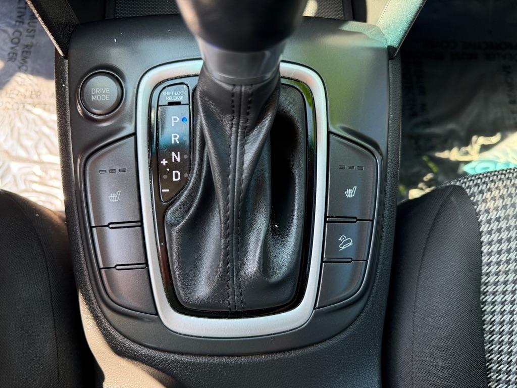 Hyundai Kona SEL 2021