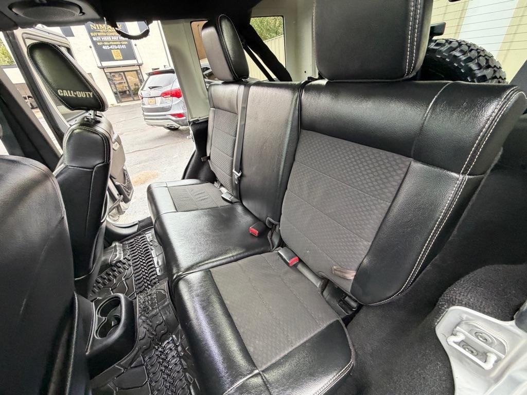 Jeep Wrangler Unlimited Rubicon 4WD 2012