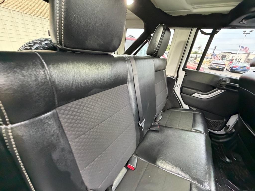 Jeep Wrangler Unlimited Rubicon 4WD 2012