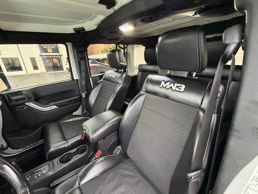 Jeep Wrangler Unlimited Rubicon 4WD 2012