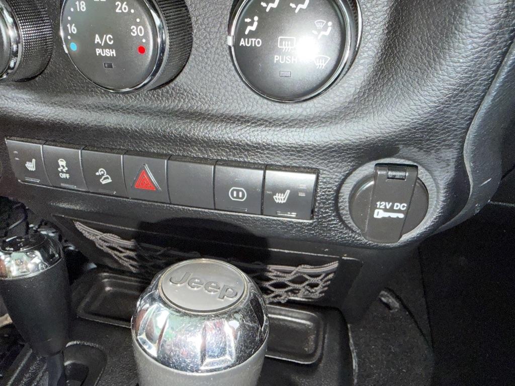 Jeep Wrangler Unlimited Rubicon 4WD 2012