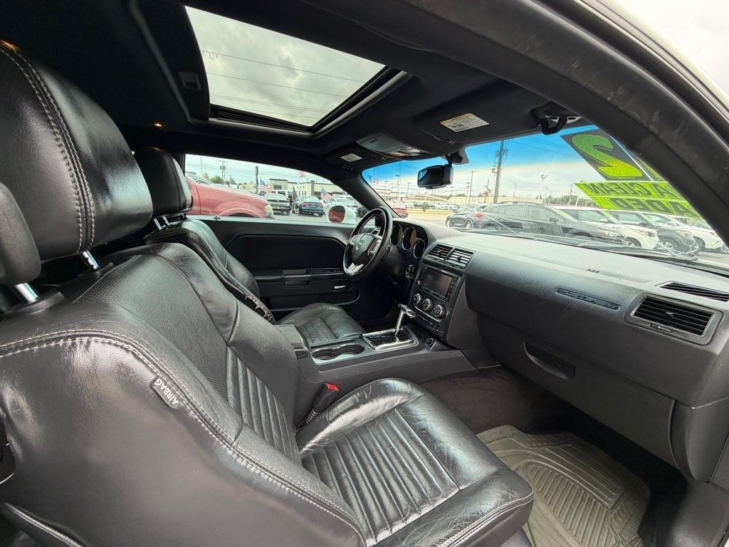 Dodge Challenger SXT 2012