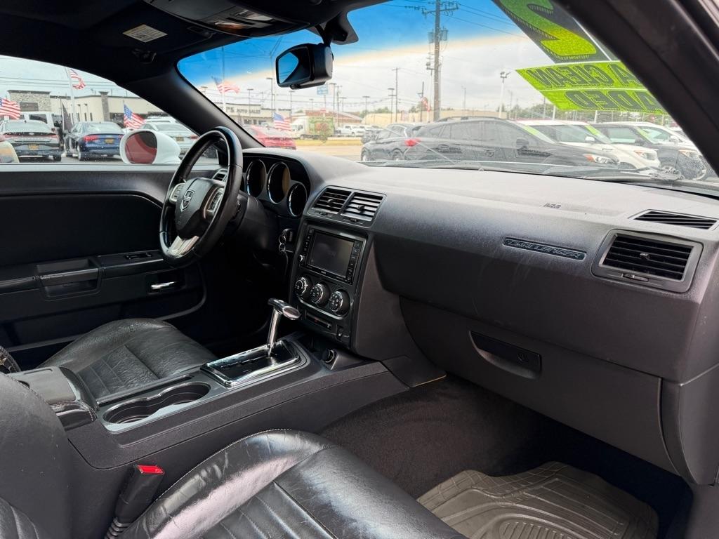 Dodge Challenger SXT 2012