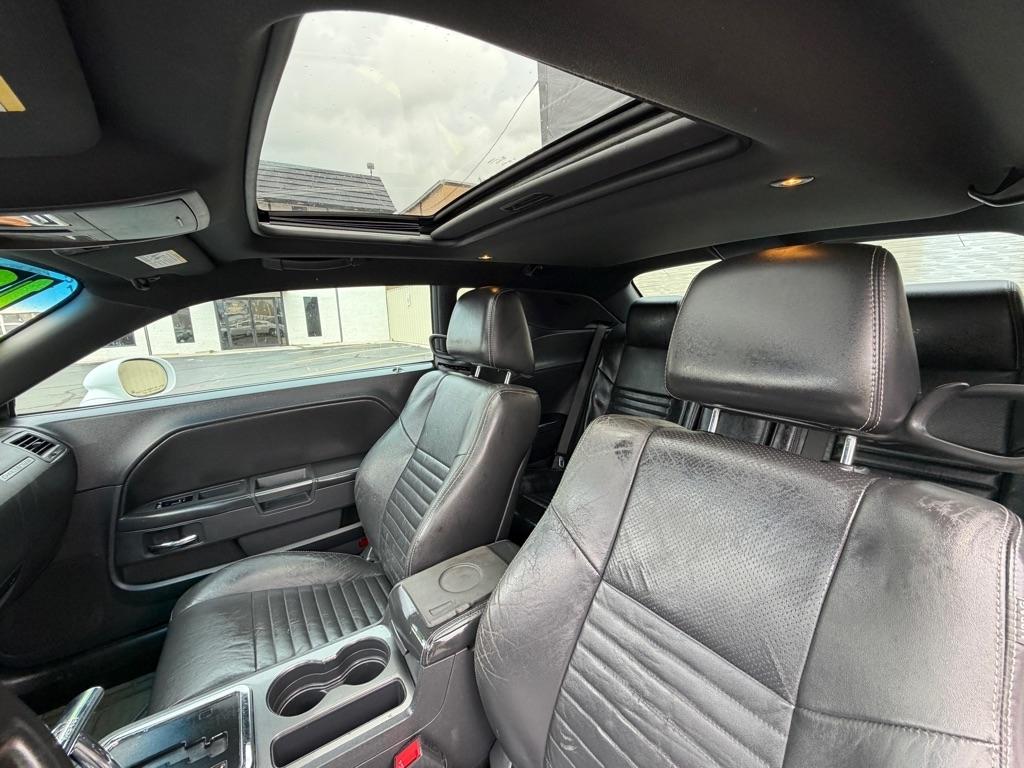Dodge Challenger SXT 2012