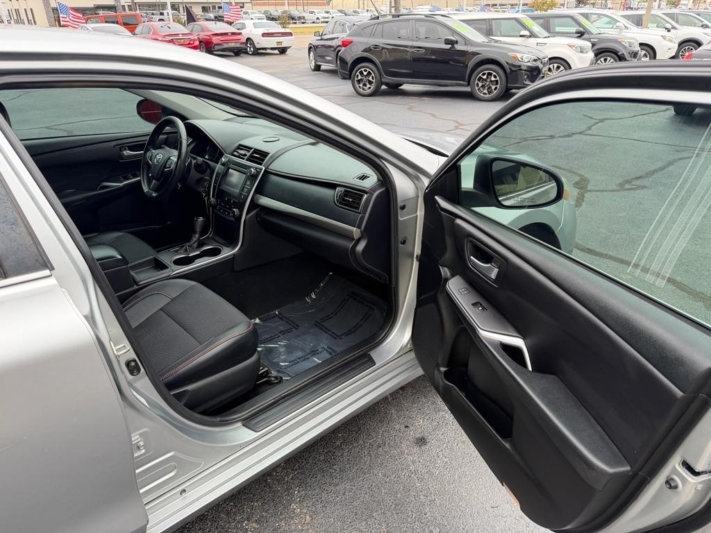 Toyota Camry LE 2017