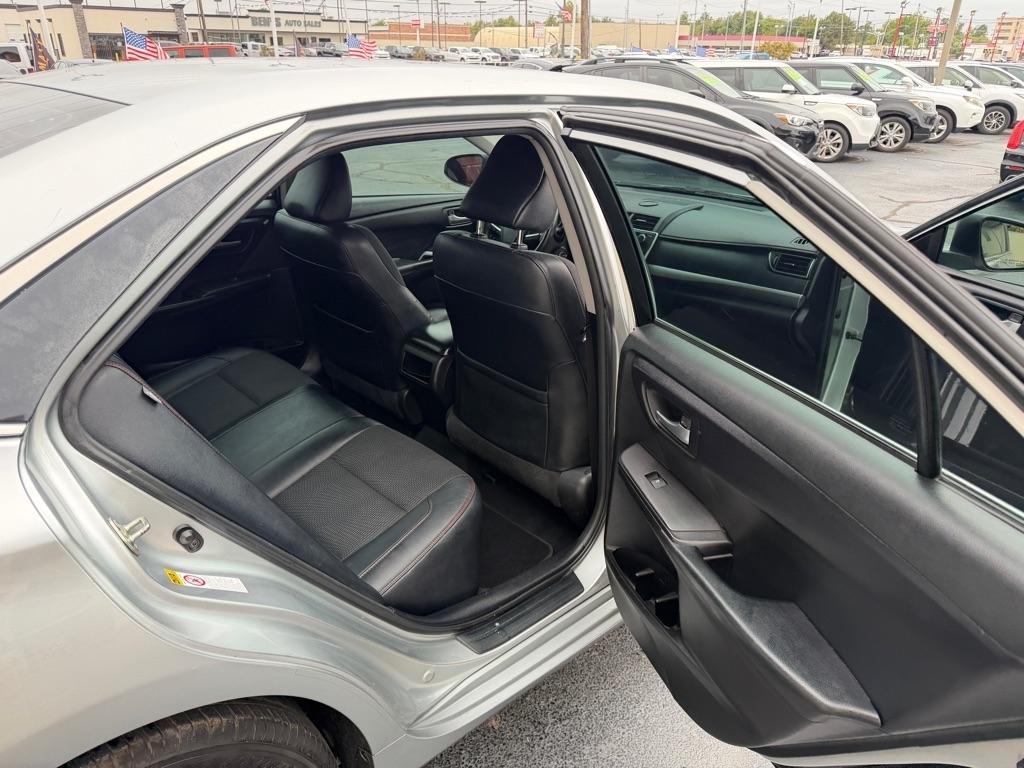 Toyota Camry LE 2017
