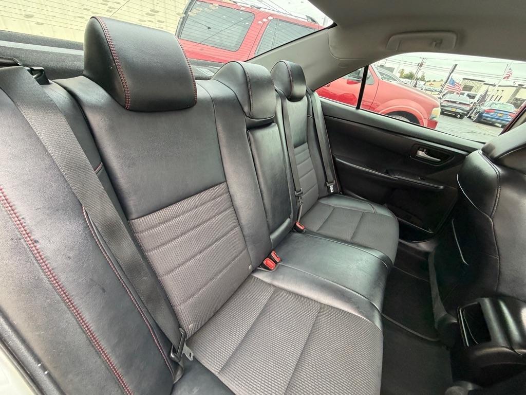 Toyota Camry LE 2017