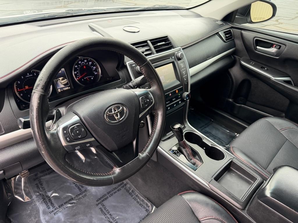 Toyota Camry LE 2017
