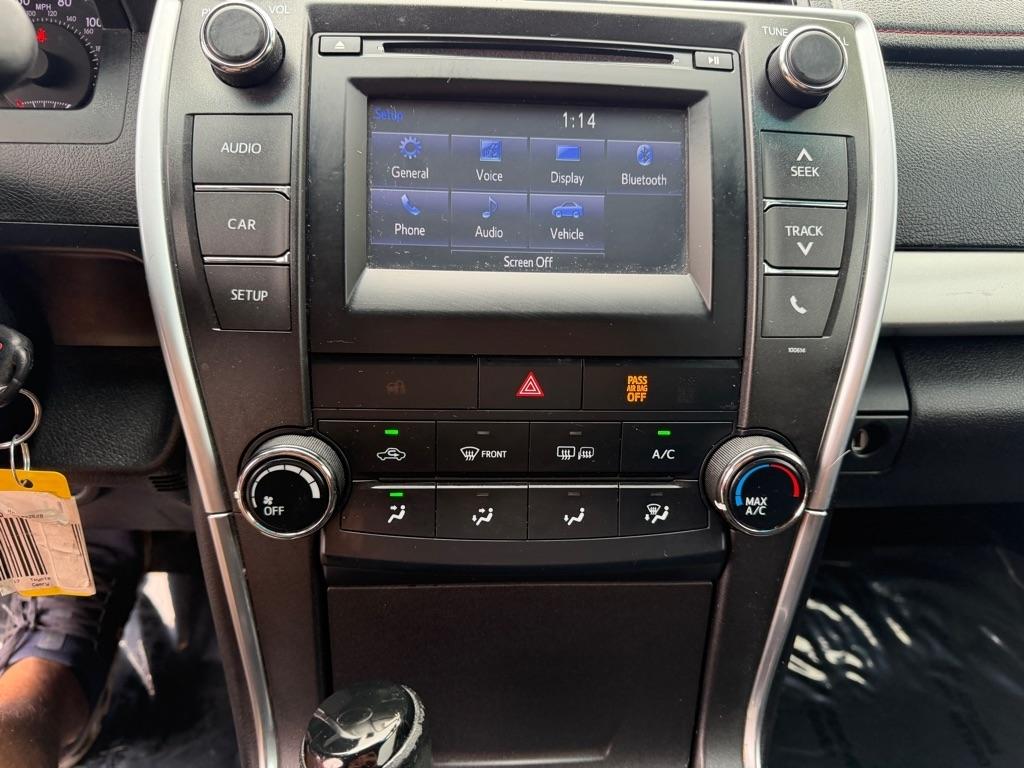 Toyota Camry LE 2017