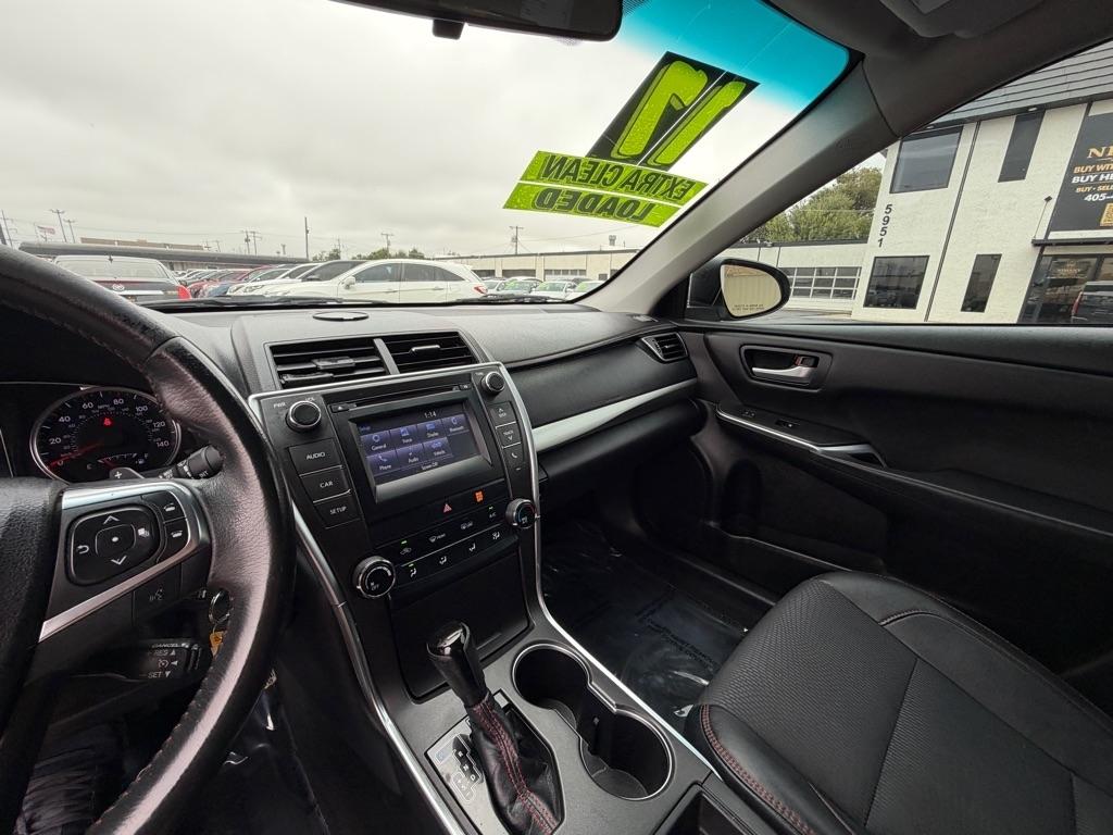Toyota Camry LE 2017
