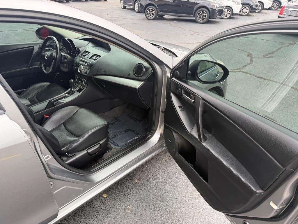 Mazda MAZDA3 s Sport 4-Door 2010