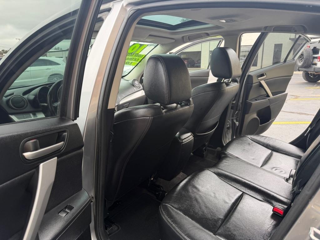 Mazda MAZDA3 s Sport 4-Door 2010
