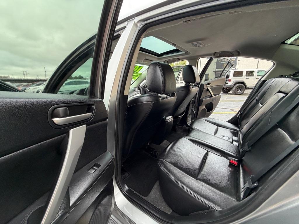 Mazda MAZDA3 s Sport 4-Door 2010