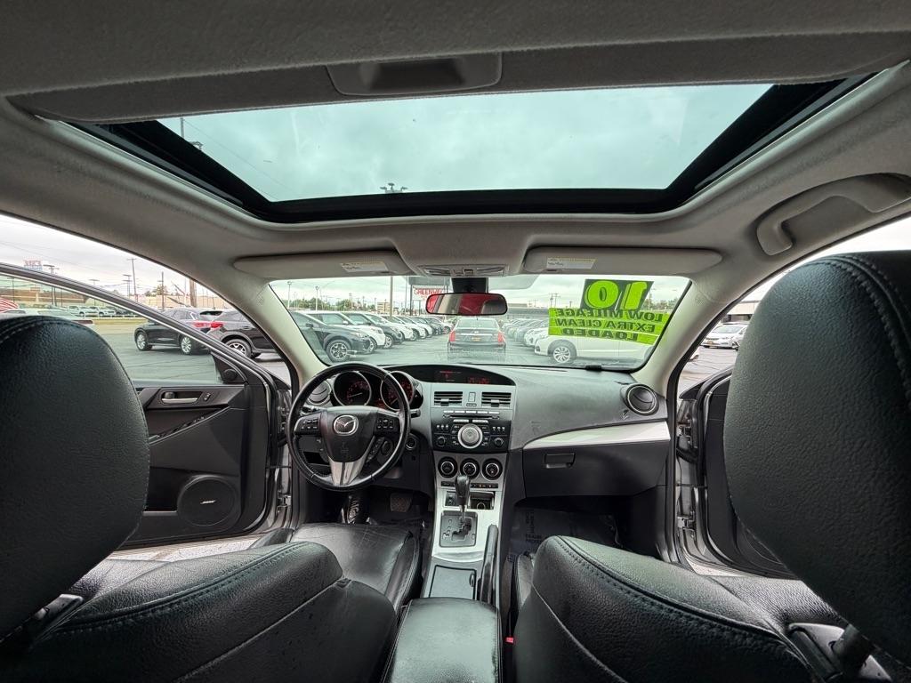 Mazda MAZDA3 s Sport 4-Door 2010