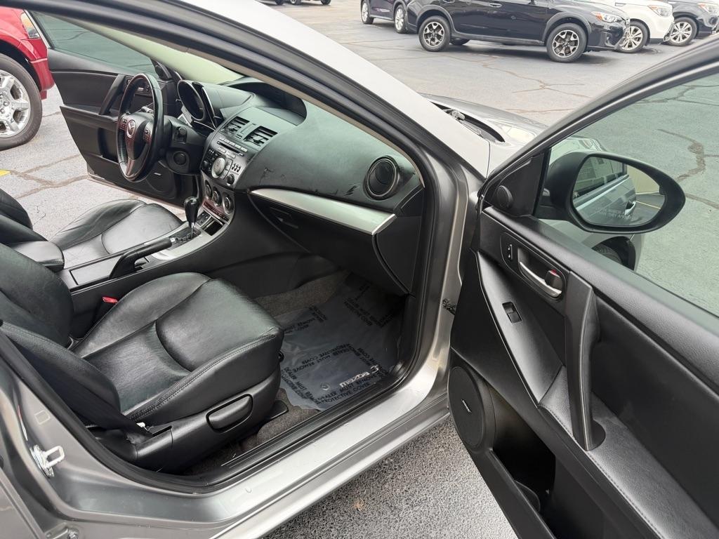 Mazda MAZDA3 s Sport 4-Door 2010