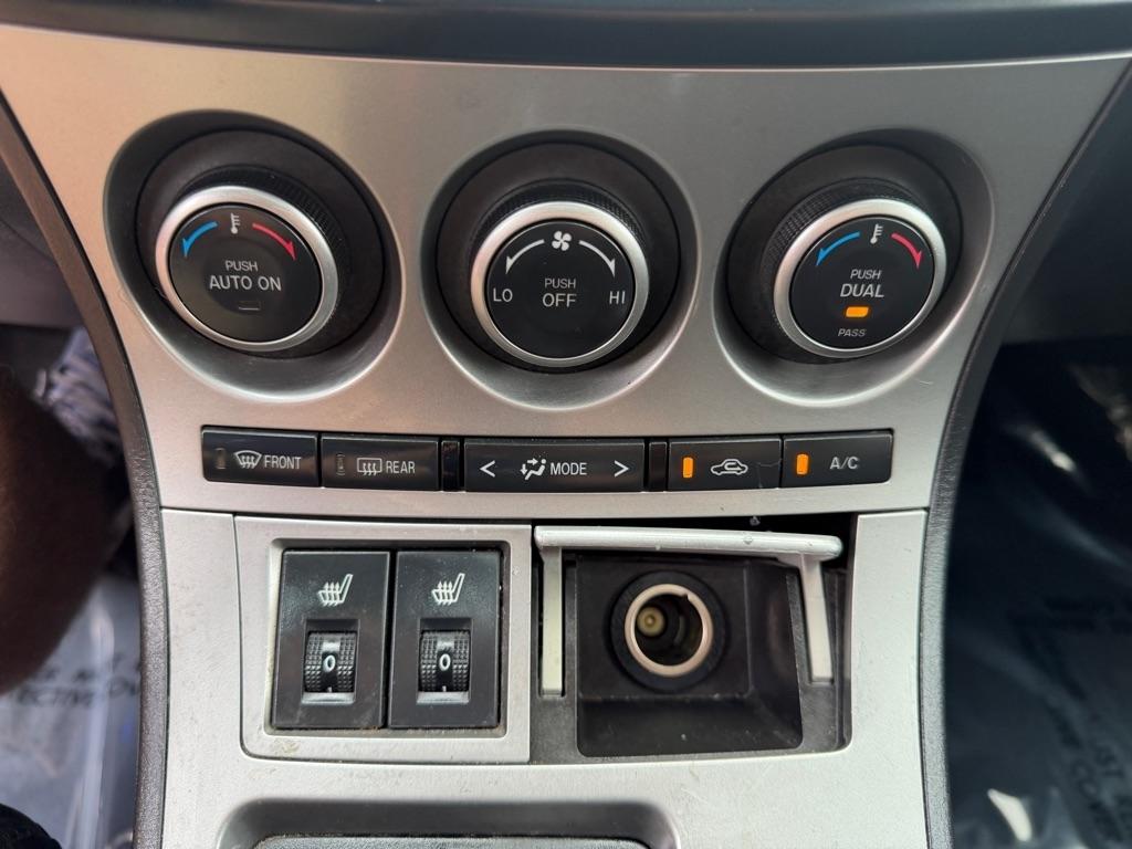 Mazda MAZDA3 s Sport 4-Door 2010