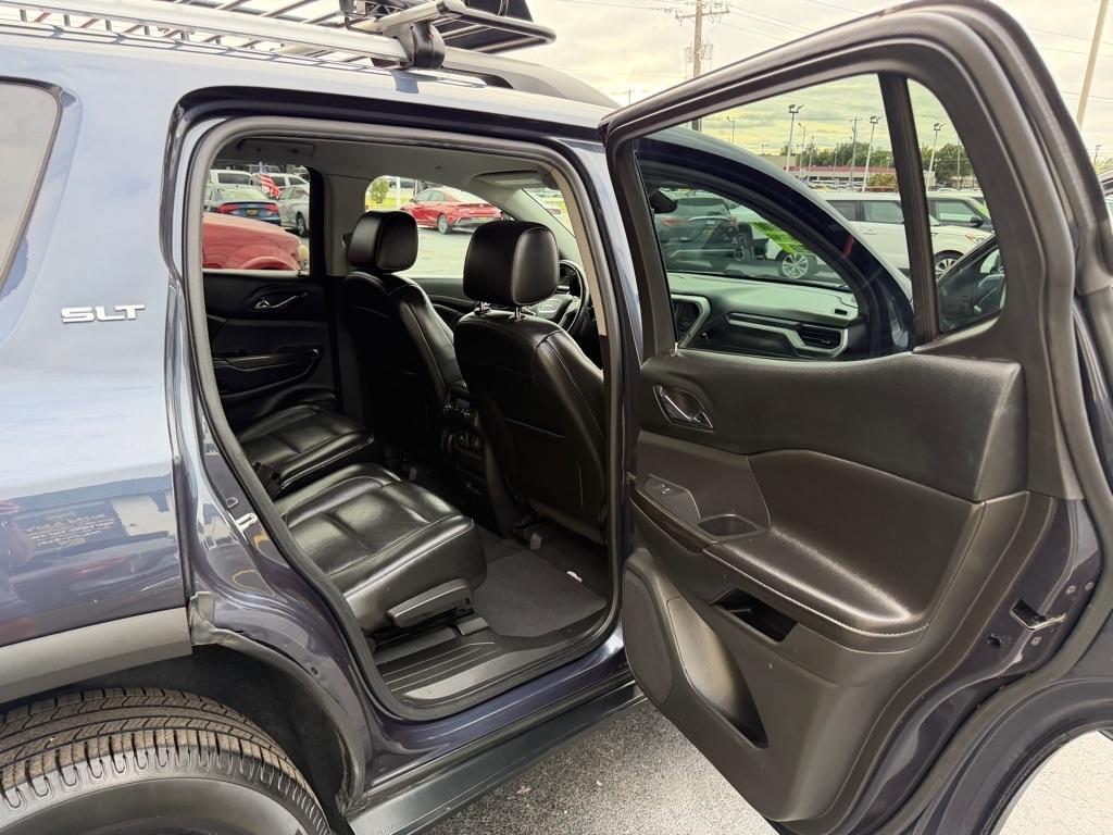 GMC Acadia SLT-1 FWD 2019