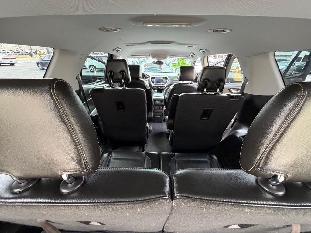 GMC Acadia SLT-1 FWD 2019