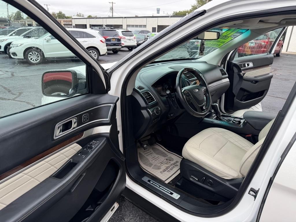 Ford Explorer Platinum AWD 2016