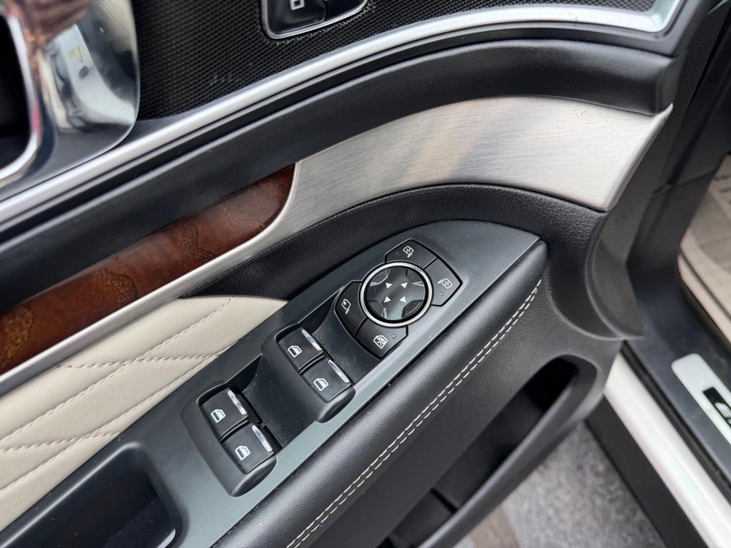 Ford Explorer Platinum AWD 2016