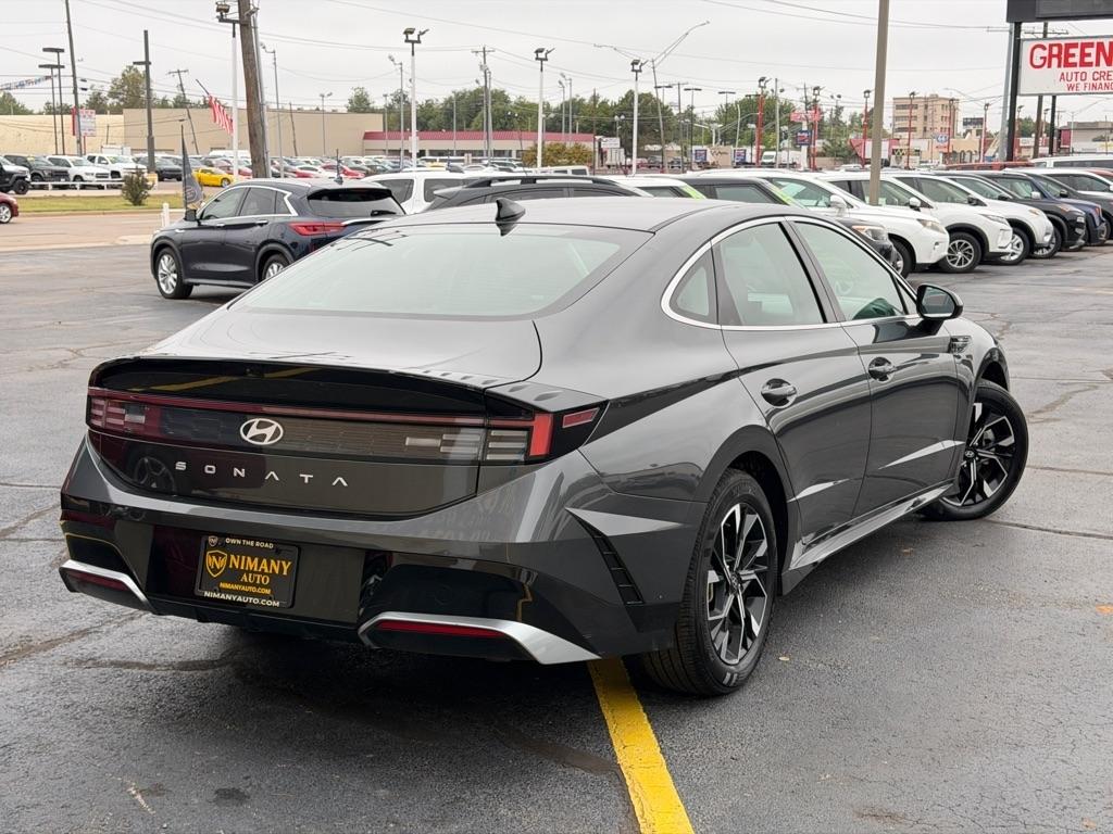 Hyundai Sonata SEL 2025