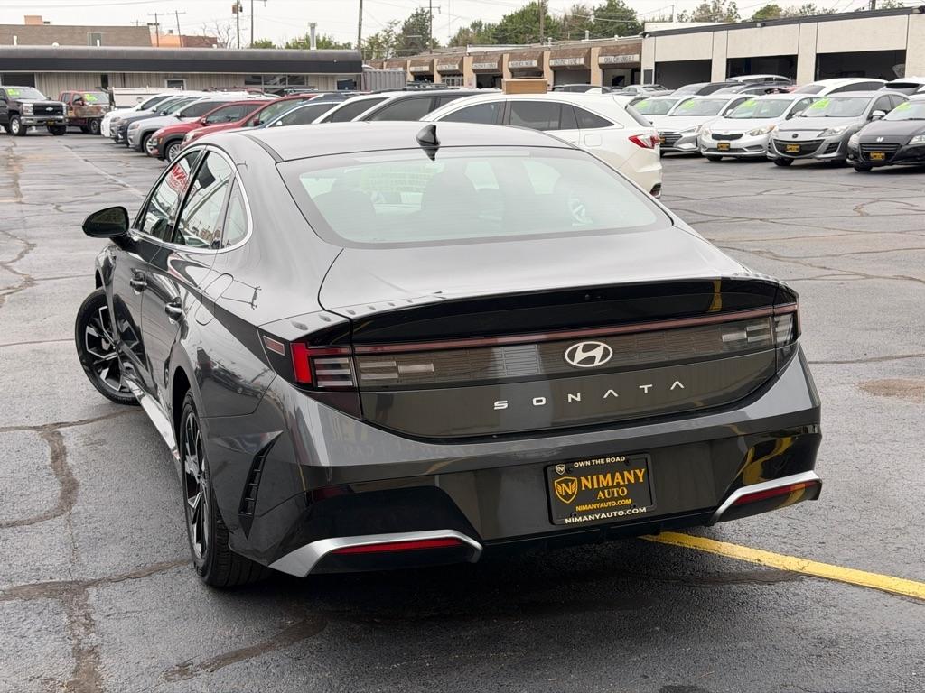 Hyundai Sonata SEL 2025