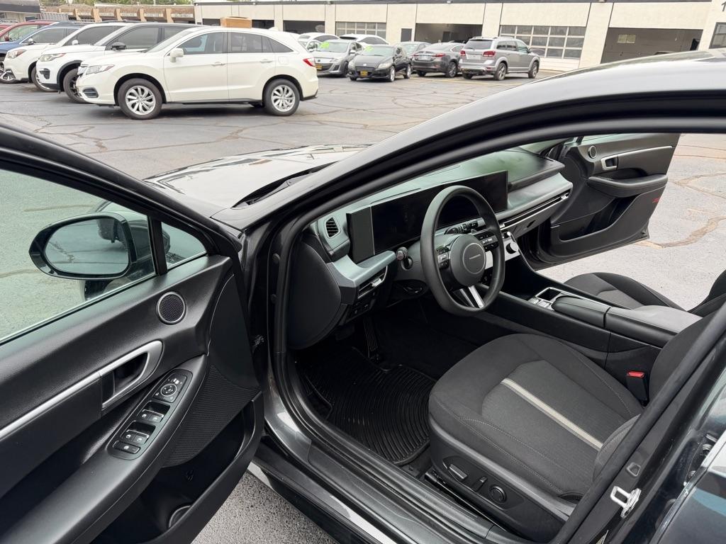 Hyundai Sonata SEL 2025