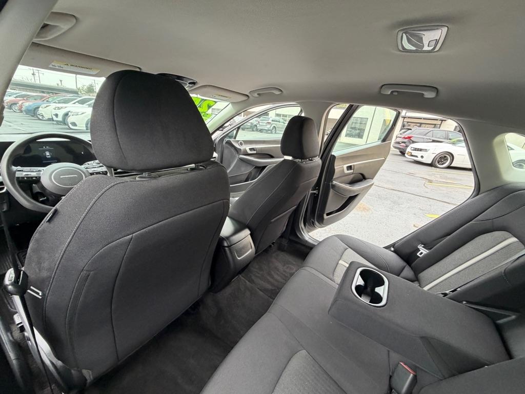 Hyundai Sonata SEL 2025